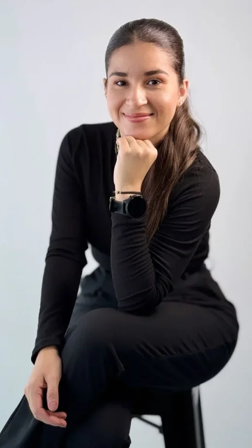 Sthefany Negrete Ramos — Especialista en contratos mercantiles Colombia